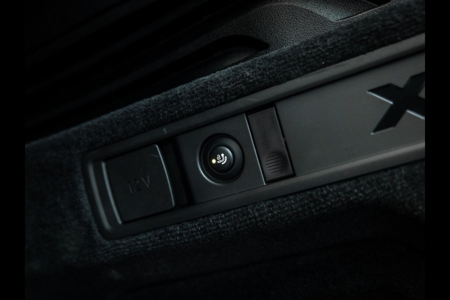 BMW X5 xDrive50e Vol uitgevoerde Frozen Black X5 Skylounge, Vossen HF5