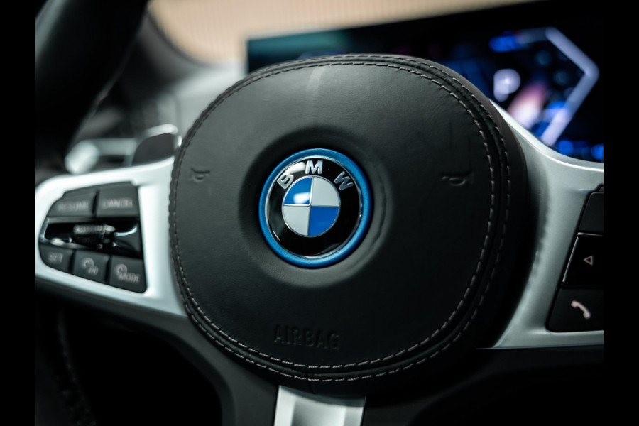 BMW X5 xDrive50e Vol uitgevoerde Frozen Black X5 Skylounge, Vossen HF5
