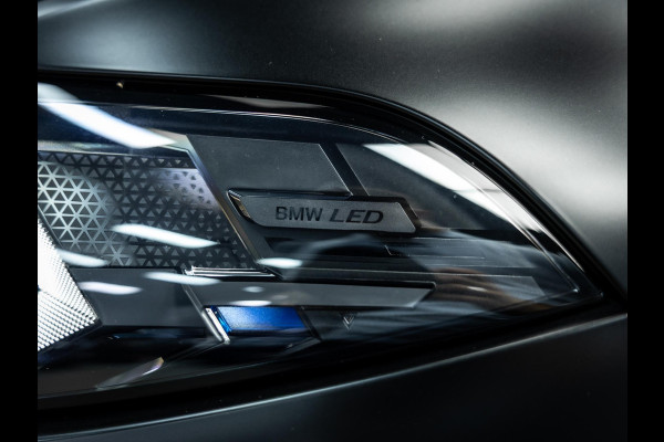 BMW X5 xDrive50e Vol uitgevoerde Frozen Black X5 Skylounge, Vossen HF5