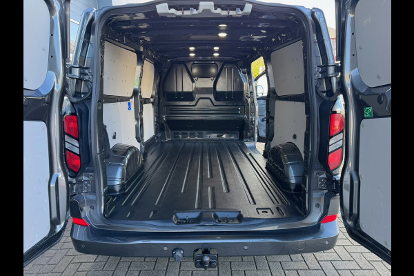 Ford Transit Custom 320 2.0 TDCI 136pk L2H1 Limited | Trekhaak | Navi | LED | Keyfree | Stoelverw. | CarPlay | Camera | 16 inch