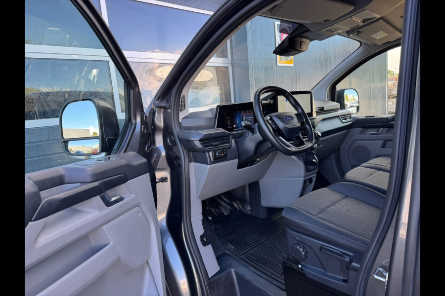 Ford Transit Custom 320 2.0 TDCI 136pk L2H1 Limited | Trekhaak | Navi | LED | Keyfree | Stoelverw. | CarPlay | Camera | 16 inch