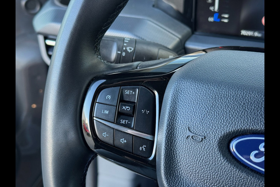 Ford Transit Custom 320 2.0 TDCI 136pk L2H1 Limited | Trekhaak | Navi | LED | Keyfree | Stoelverw. | CarPlay | Camera | 16 inch