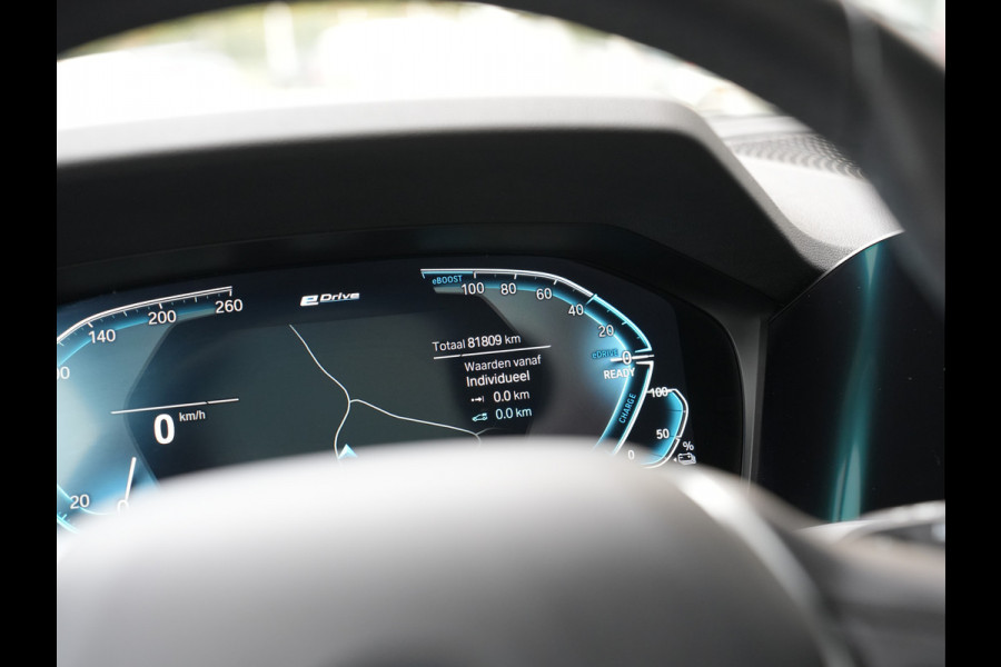 BMW 3 Serie Touring 320e xDrive Business Edition Plus | verwarmde voorstoelen | LED | Apple Carplay/Android Auto