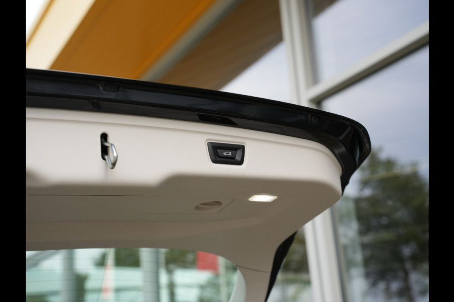 BMW 3 Serie Touring 320e xDrive Business Edition Plus | verwarmde voorstoelen | LED | Apple Carplay/Android Auto