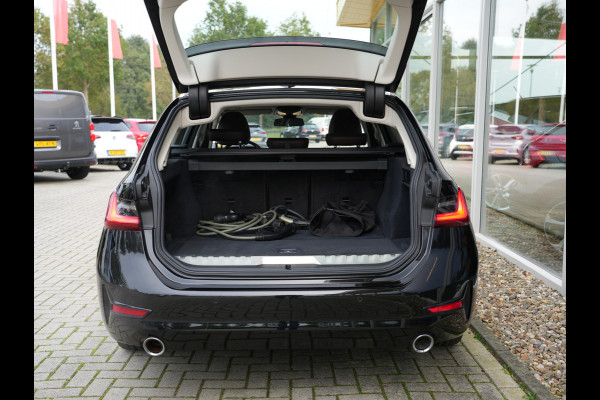 BMW 3 Serie Touring 320e xDrive Business Edition Plus | verwarmde voorstoelen | LED | Apple Carplay/Android Auto