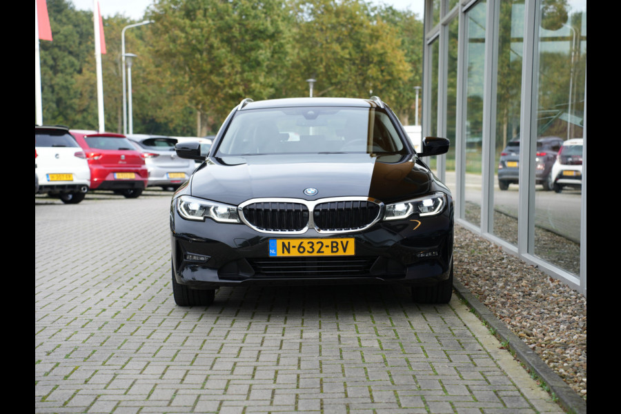 BMW 3 Serie Touring 320e xDrive Business Edition Plus | verwarmde voorstoelen | LED | Apple Carplay/Android Auto
