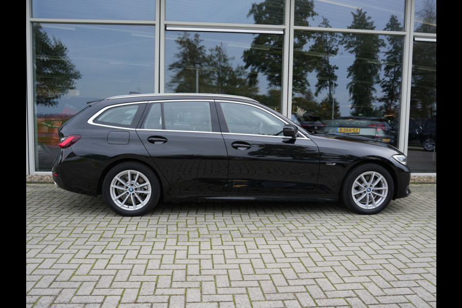 BMW 3 Serie Touring 320e xDrive Business Edition Plus | verwarmde voorstoelen | LED | Apple Carplay/Android Auto