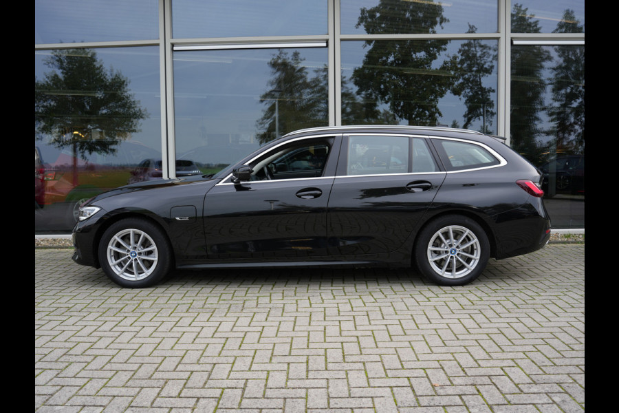 BMW 3 Serie Touring 320e xDrive Business Edition Plus | verwarmde voorstoelen | LED | Apple Carplay/Android Auto