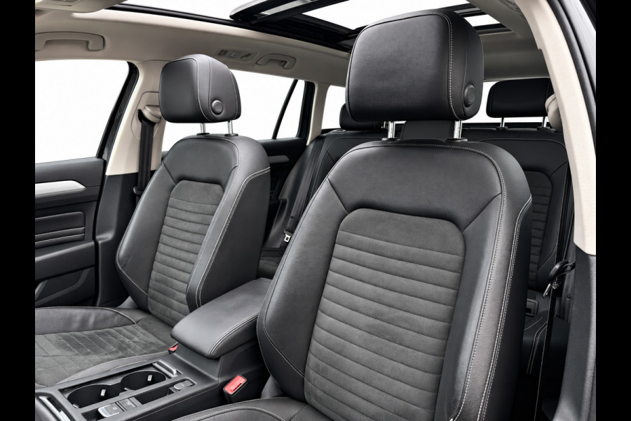 Volkswagen Passat Variant 1.4 TSI PHEV GTE | Pano | Trekhaak | Matrix | Massage | Camera | Travel Assist | Elektr. achterklep