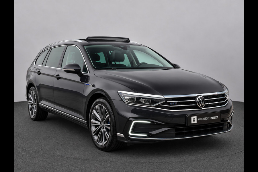 Volkswagen Passat Variant 1.4 TSI PHEV GTE | Pano | Trekhaak | Matrix | Massage | Camera | Travel Assist | Elektr. achterklep