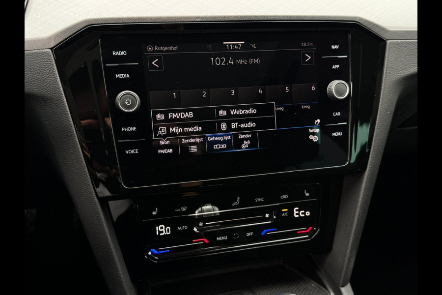 Volkswagen Passat Variant 1.4 TSI PHEV GTE | Pano | Trekhaak | Matrix | Massage | Camera | Travel Assist | Elektr. achterklep
