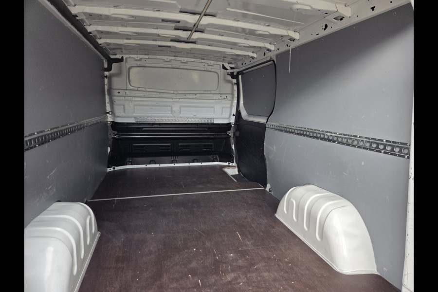 Renault Trafic 2.0 Blue dCi 130 pk L2 Airco Cruisecontrol Achteruitrijcamera