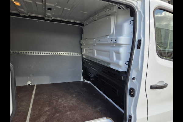 Renault Trafic 2.0 Blue dCi 130 pk L2 Airco Cruisecontrol Achteruitrijcamera