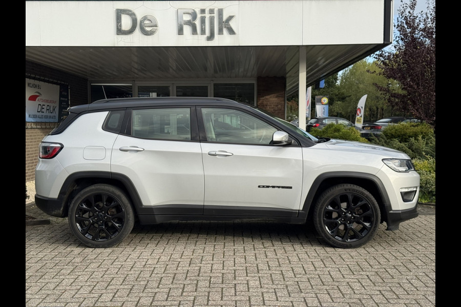 Jeep Compass 1.3T Night Eagle Liberty Edition | Navi, Camera, Carplay/Android, Cruise, 19'' LMV, Half Leder | Dealeronderhouden |