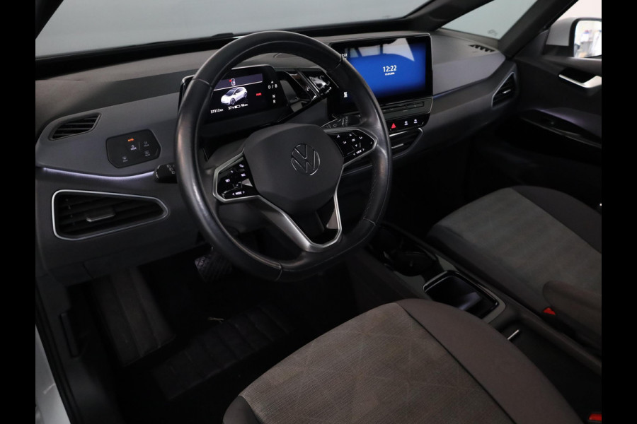 Volkswagen ID.3 Pure 45 kWh 150pk | Navi| int.voorverwarming| Verwarmde voorstoelen