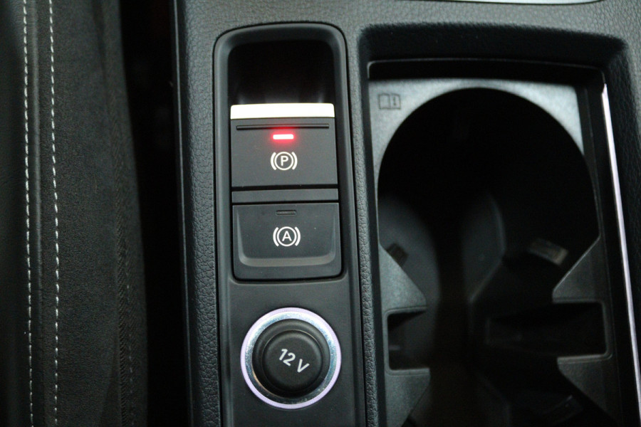 Audi Q3 35 TFSI S Line Pro Line S (TREKHAAK, STOELVERWARMING, CAMERA, CLIMA, CRUISE, LED, ELEKT. STOELEN)