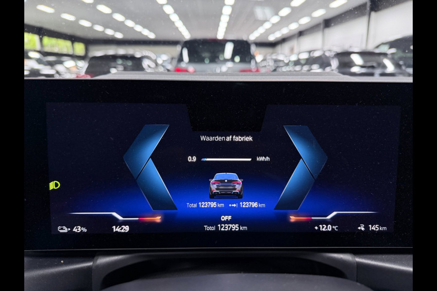 BMW i4 Gran Coupé EDrive40 84 kWh M-SPORT NW-PRIJS 90DEURO!! FULL-OPTION!!!