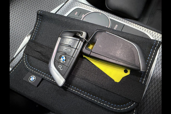 BMW i4 Gran Coupé EDrive40 84 kWh M-SPORT NW-PRIJS 90DEURO!! FULL-OPTION!!!