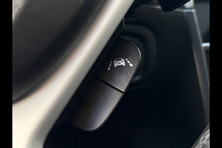 Suzuki Vitara 1.4 Boosterjet Style Aut Pano Trekhaak Carplay Camera Stoelverw Orig.NL Voll.Onderhoud!