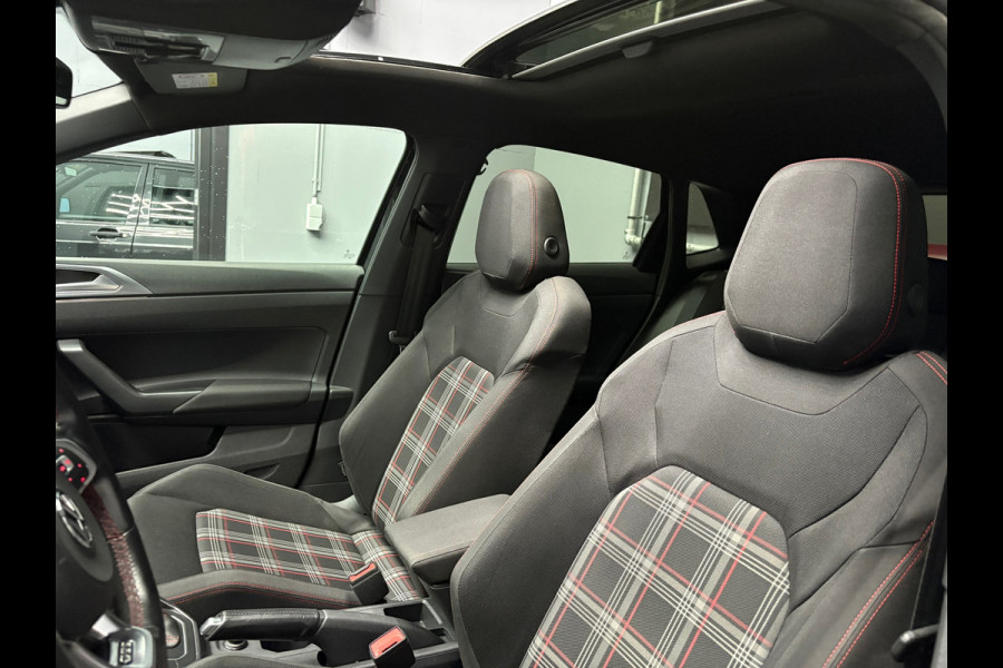 Volkswagen Polo 2.0 GTI Aut PANO