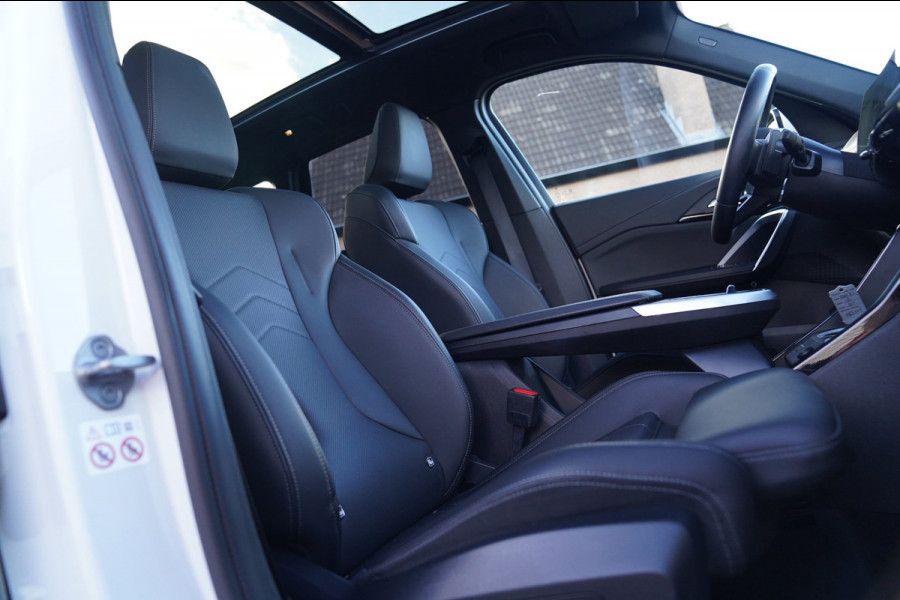 BMW X1 SDrive18i | Massage | Trekhaak | 360 camera | Harman/Kardon | Panorama | HuD | Stoelverwarming | Adaptieve Cruise Control