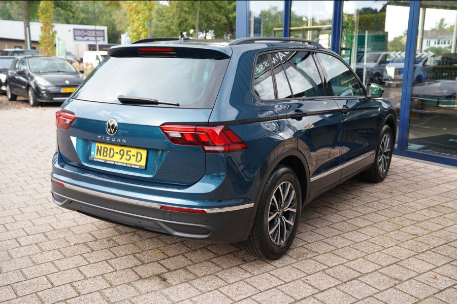 Volkswagen Tiguan 1.5 TSI Life Business|Prijs rijklaar incl. 12 mnd garantie|Stoel/stuurverwarming Camera LMV PDC Carplay DAB
