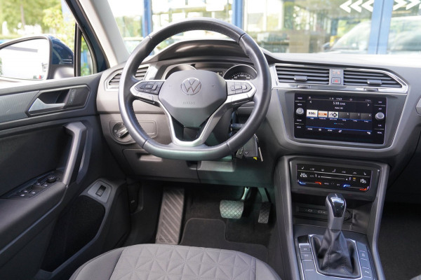 Volkswagen Tiguan 1.5 TSI Life Business|Prijs rijklaar incl. 12 mnd garantie|Stoel/stuurverwarming Camera LMV PDC Carplay DAB
