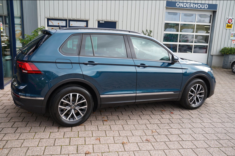 Volkswagen Tiguan 1.5 TSI Life Business|Prijs rijklaar incl. 12 mnd garantie|Stoel/stuurverwarming Camera LMV PDC Carplay DAB