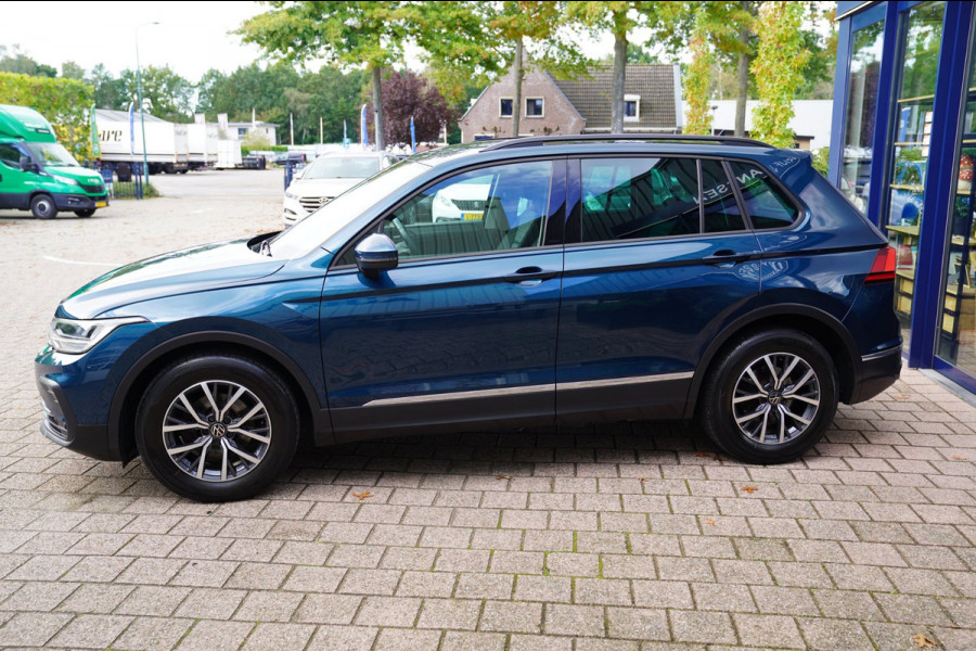 Volkswagen Tiguan 1.5 TSI Life Business|Prijs rijklaar incl. 12 mnd garantie|Stoel/stuurverwarming Camera LMV PDC Carplay DAB