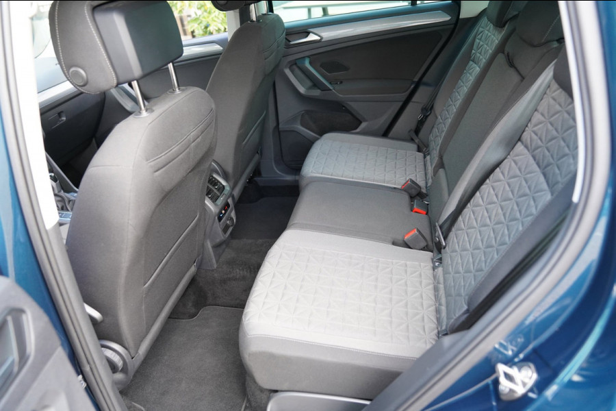 Volkswagen Tiguan 1.5 TSI Life Business|Prijs rijklaar incl. 12 mnd garantie|Stoel/stuurverwarming Camera LMV PDC Carplay DAB