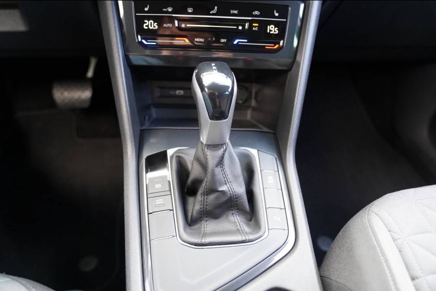 Volkswagen Tiguan 1.5 TSI Life Business|Prijs rijklaar incl. 12 mnd garantie|Stoel/stuurverwarming Camera LMV PDC Carplay DAB
