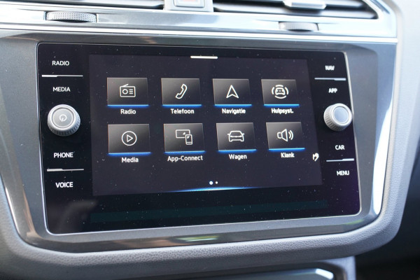 Volkswagen Tiguan 1.5 TSI Life Business|Prijs rijklaar incl. 12 mnd garantie|Stoel/stuurverwarming Camera LMV PDC Carplay DAB