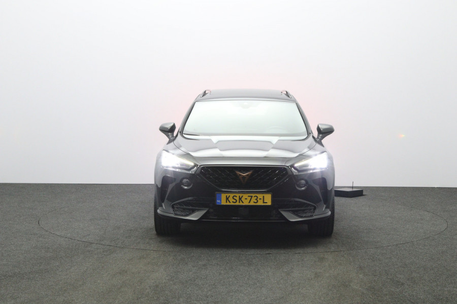 CUPRA Formentor 1.4 e-Hybrid VZ 245 PK Black Edition PHEV, Panoramadak, Leder-Alcantara, Stuur-Startknop, Camera