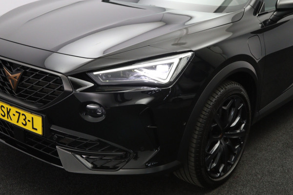 CUPRA Formentor 1.4 e-Hybrid VZ 245 PK Black Edition PHEV, Panoramadak, Leder-Alcantara, Stuur-Startknop, Camera