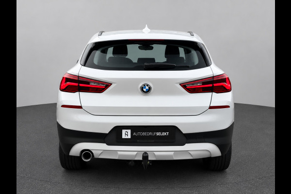 BMW X2 SDrive18i | Trekhaak | Camera | LED | Groot scherm | Navi | Stoelverwarming | Bluetooth
