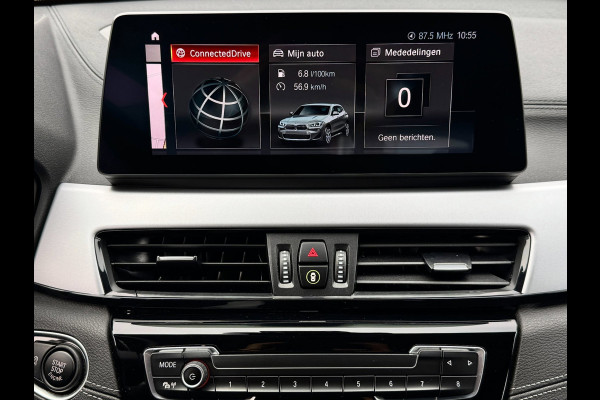 BMW X2 SDrive18i | Trekhaak | Camera | LED | Groot scherm | Navi | Stoelverwarming | Bluetooth