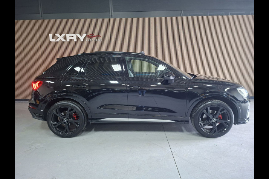 Audi Q3 35 TFSI S edition | Clima| Pano | Camera | Navi | Stoelverwarming |