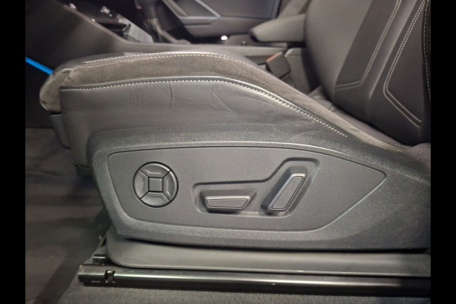 Audi Q3 35 TFSI S edition | Clima| Pano | Camera | Navi | Stoelverwarming |