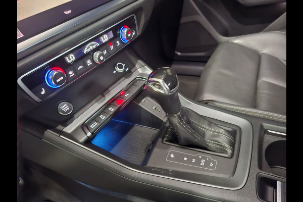 Audi Q3 35 TFSI S edition | Clima| Pano | Camera | Navi | Stoelverwarming |