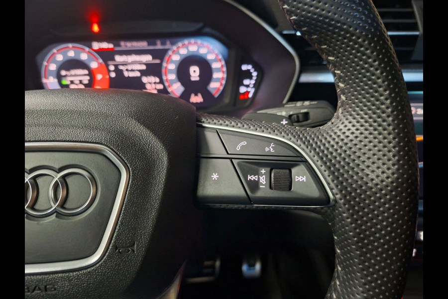 Audi Q3 35 TFSI S edition | Clima| Pano | Camera | Navi | Stoelverwarming |