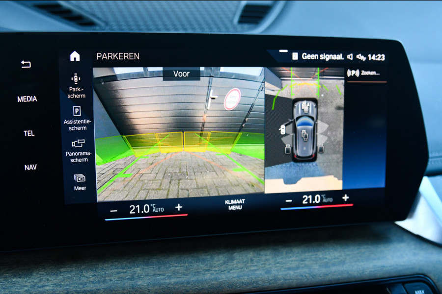BMW X1 XDrive30e M Sport, Panorama, H.Kardon, Memory, 360, HUD, Ambiente, Trekhaak, Carplay!