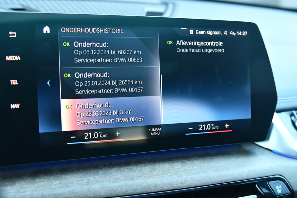 BMW X1 XDrive30e M Sport, Panorama, H.Kardon, Memory, 360, HUD, Ambiente, Trekhaak, Carplay!
