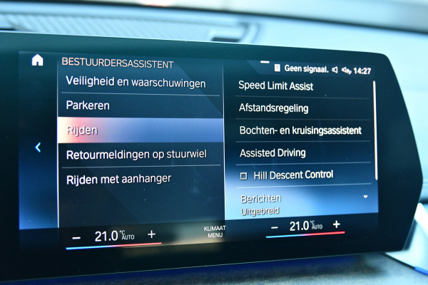BMW X1 XDrive30e M Sport, Panorama, H.Kardon, Memory, 360, HUD, Ambiente, Trekhaak, Carplay!