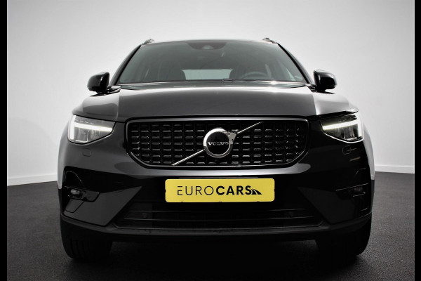 Volvo XC40 1.5 T5 Plug-in hybrid Ultimate Dark Electrisch Glazen Panorama dak Navigatie Dab Led Adaptive Cruise Control Camera Parkeer sensoren
