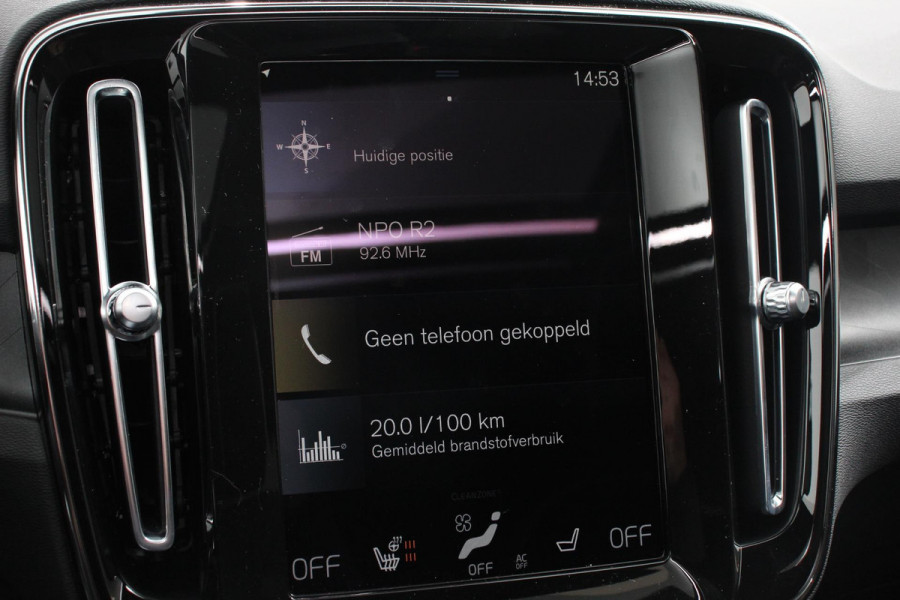 Volvo XC40 1.5 T5 Plug-in hybrid Ultimate Dark Electrisch Glazen Panorama dak Navigatie Dab Led Adaptive Cruise Control Camera Parkeer sensoren