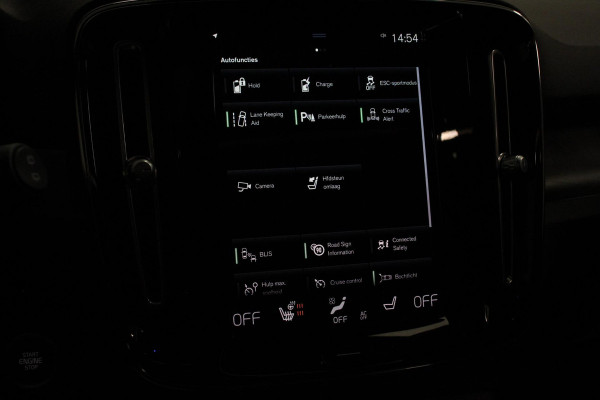 Volvo XC40 1.5 T5 Plug-in hybrid Ultimate Dark Electrisch Glazen Panorama dak Navigatie Dab Led Adaptive Cruise Control Camera Parkeer sensoren