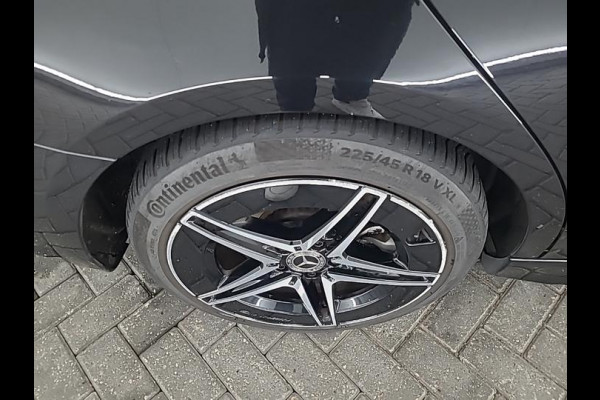 Mercedes-Benz C-Klasse Estate 300 e AMG Line | Panoramadak | AMG-Pakket | Night Pack | NL-Auto |
