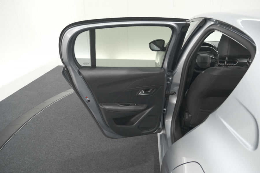 Peugeot 208 PureTech 100 Allure | Apple Carplay | Parkeersensoren | Climate Control
