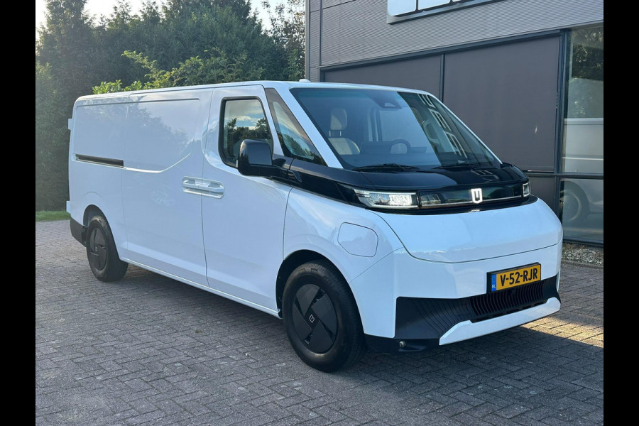 Farizon SV L2H1 231PK | 360 graden camera | 2.000 kg trekgewicht | Adaptive cruise control | Stoelverwarming |  Betimmering