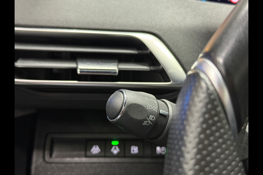Peugeot 3008 HYBRID 225 PK GT Pack EAT8 | i-Cockpit | Navi | Apple CarPlay | 360° Camera | ACC | Leder/Alcantara